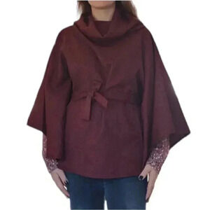 Poncho with belt 